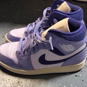 Air Jordan 1 Mid Women's Sneakers in Lavender and Deep Purple